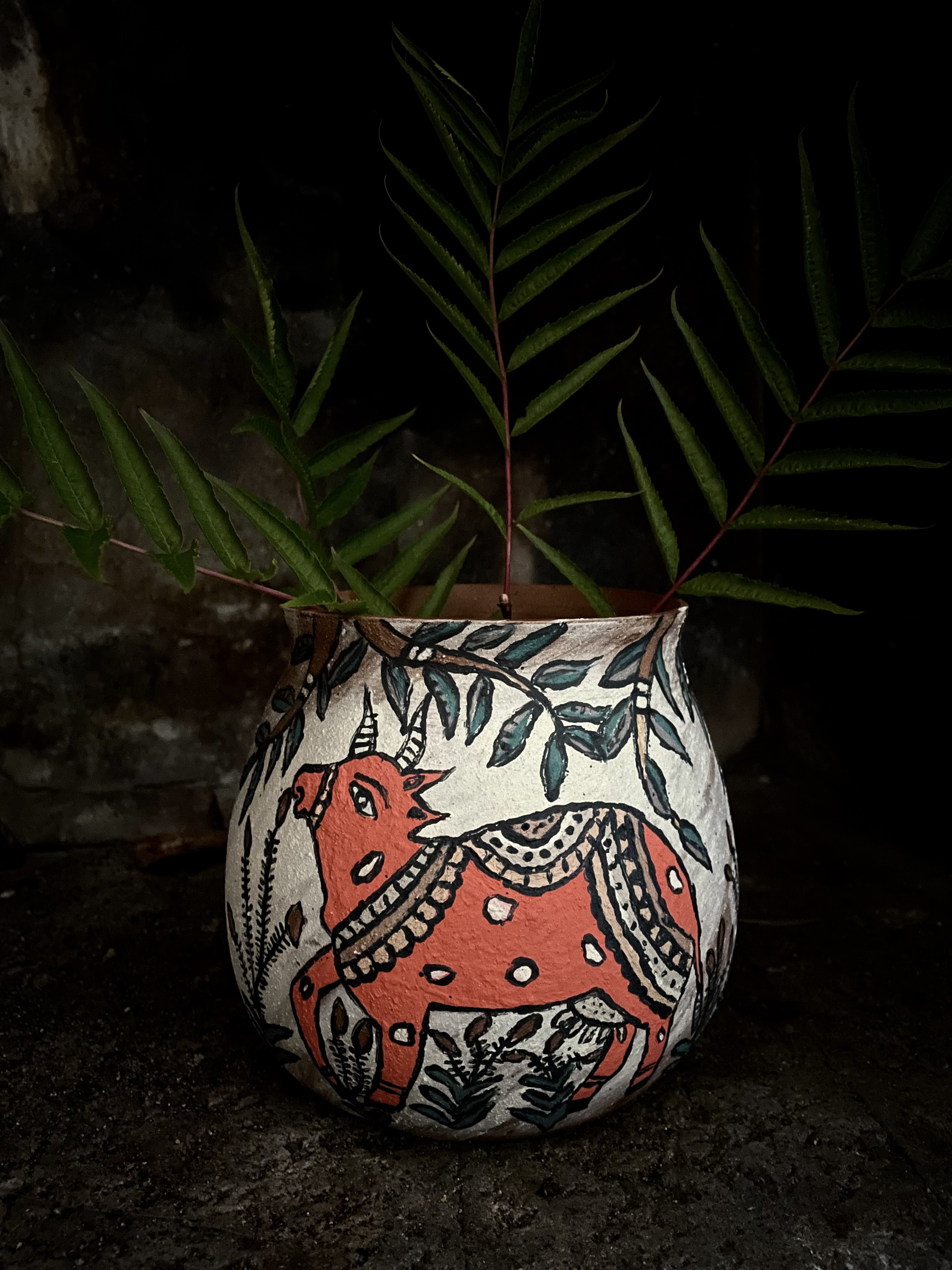 Cow madhubani planter
