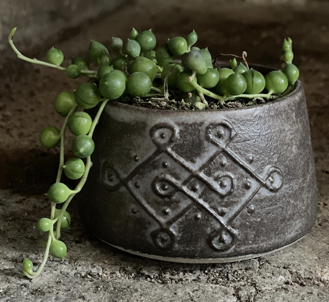Kolam planter